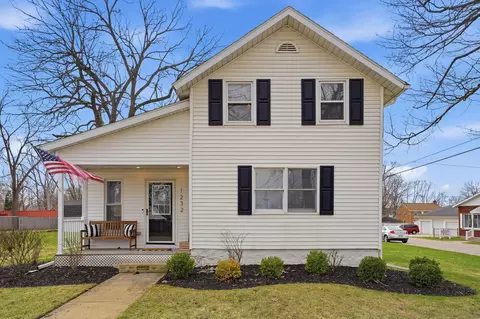 1232 Rosewood Ave, Wayland, MI 49348