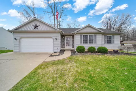 Exterior - 3861 Dorset Dr, Jackson, MI 49203 photo 1 of 11