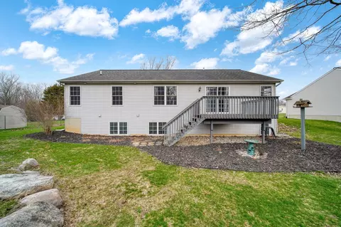 Exterior - 3861 Dorset Dr, Jackson, MI 49203 photo 8 of 11