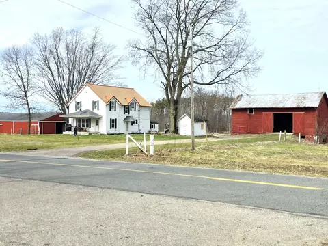 12409 Bellevue Rd, Battle Creek, MI 49014
