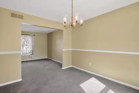 Living - 2166 Ganton Dr, Jackson, MI 49203 photo 4 of 9