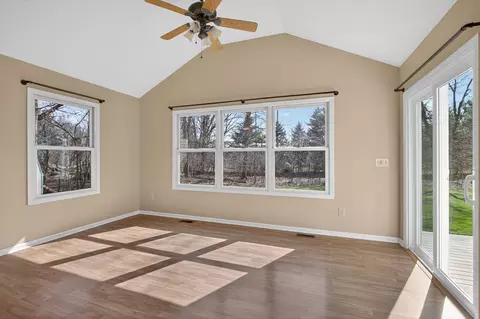 Living - 2166 Ganton Dr, Jackson, MI 49203 photo 6 of 9