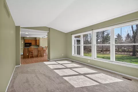 Living - 2166 Ganton Dr, Jackson, MI 49203 photo 8 of 9