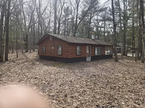8099 E Johnson Rd, Branch, MI 49402