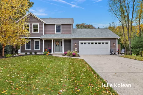15270 Widgeon Rd, Grand Haven, MI 49417