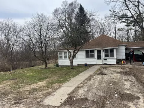 415 N State Rd, Belding, MI 48809