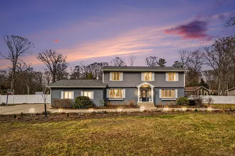 17317 Ferris St, Grand Haven, MI 49417