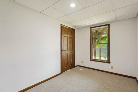 Bedroom - 6860 Ashley Ave NE, Belding, MI 48809 photo 5 of 8