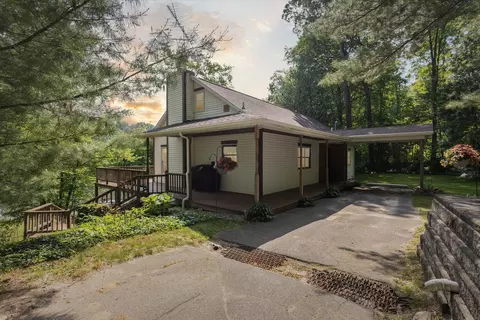Exterior - 6860 Ashley Ave NE, Belding, MI 48809 photo 3 of 15