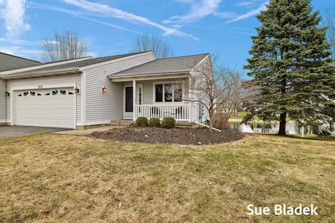 575 Noroak Ct, Holland, MI 49424