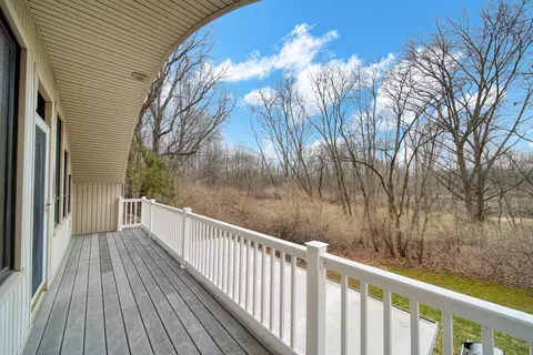 Exterior - 4711 Draper Rd, Jackson, MI 49203 photo 6 of 19