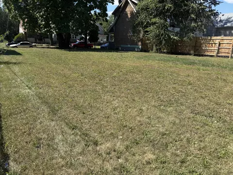 19 Orchard St, River Rouge, MI 48218