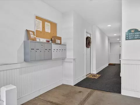 Entry Way - 1089 Joyce Ln #88, Ann Arbor, MI 48103 photo 3 of 7