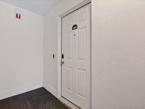 Entry Way - 1089 Joyce Ln #88, Ann Arbor, MI 48103 photo 5 of 7