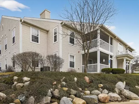 Exterior - 1089 Joyce Ln #88, Ann Arbor, MI 48103 photo 2 of 6