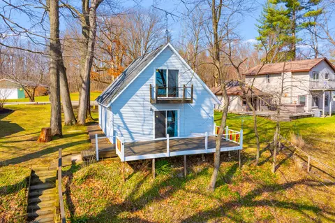 27965 North St, Gobles, MI 49055