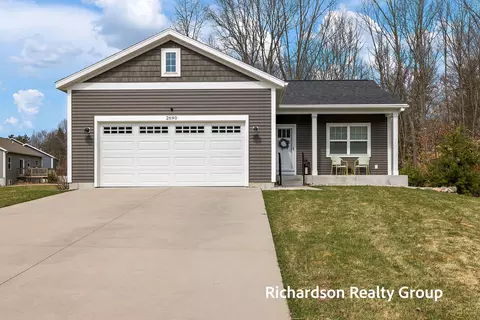 2690 Odawa Trl, Muskegon, MI 49444