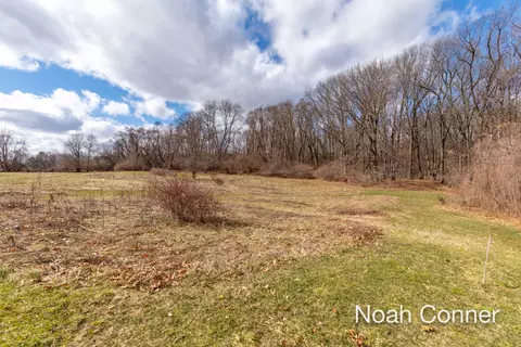 6950 Barkley Creek Dr NE, Rockford, MI 49341