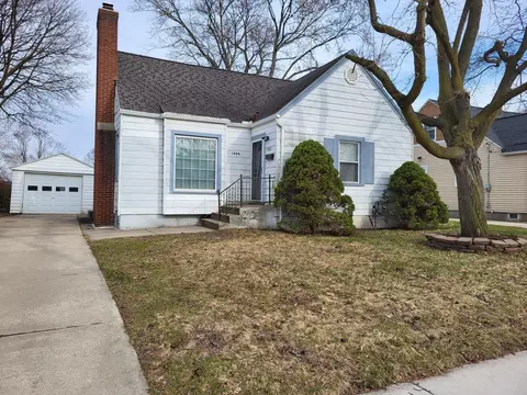 1406 Houseman Ave NE, Grand Rapids, MI 49505