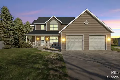 12162 56th Ave, Allendale, MI 49401