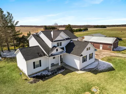 12413 Wisner Ave, Grant, MI 49327