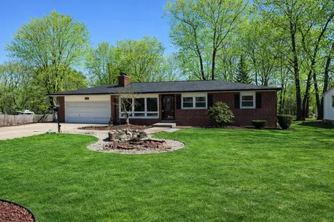 9191 Alidor Rd, Schoolcraft, MI 49087