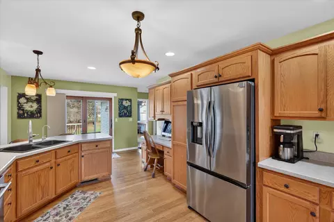 Kitchen - 185 Hickory Hls, Marshall, MI 49068 photo 4 of 8