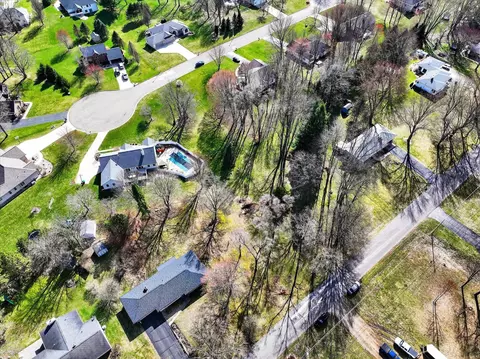 View/Area - 185 Hickory Hls, Marshall, MI 49068 photo 6 of 10