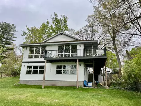 2378 Duff Rd, Twin Lake, MI 49457