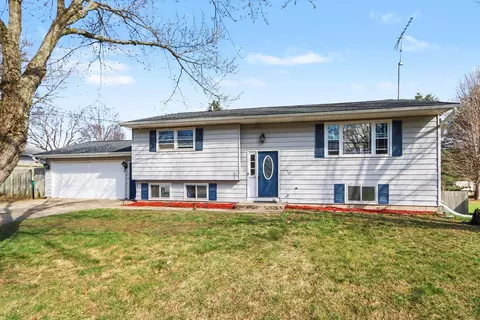 1409 Bacon Ave, Portage, MI 49002