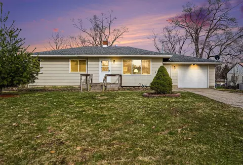 1556 Mullins Ave NW, Grand Rapids, MI 49534