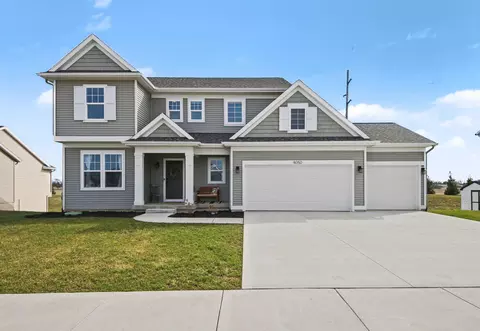 8050 Placid Waters Dr #127, Allendale, MI 49401