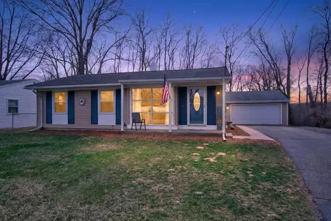 5513 Sherwood Dr, Jackson, MI 49201