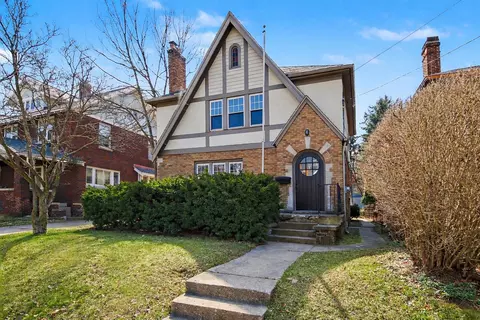 138 Burton St SE, Grand Rapids, MI 49507