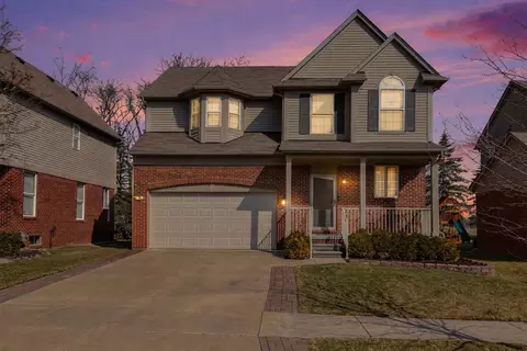 28294 Cottage Ln, New Hudson, MI 48165