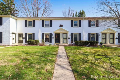 2466 Cranden Dr SE #246, Grand Rapids, MI 49506