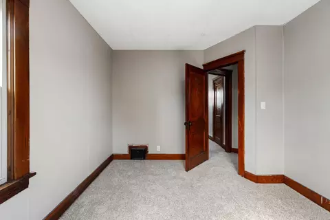 Bedroom - 140 Moore St, Jackson, MI 49203 photo 8 of 9