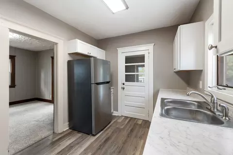 Kitchen - 140 Moore St, Jackson, MI 49203 photo 3 of 3
