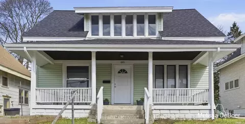 441 Delaware St SE, Grand Rapids, MI 49507