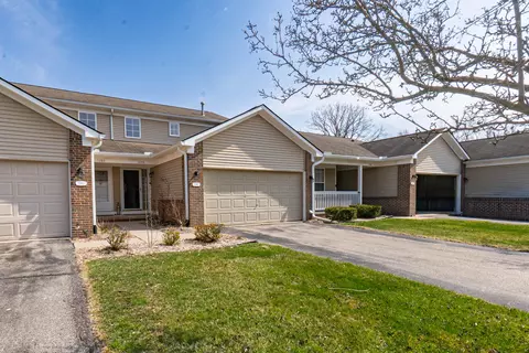 1270 Stewart Dr, Ypsilanti, MI 48198