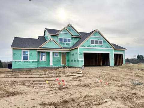 7082 Kettle Dale Ave SE, Alto, MI 49302