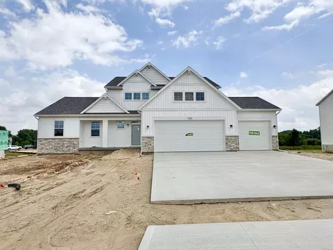 7082 Kettle Dale Ave SE, Alto, MI 49302
