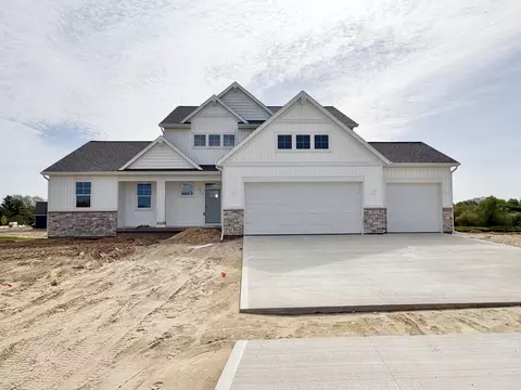 7082 Kettle Dale Ave SE, Alto, MI 49302