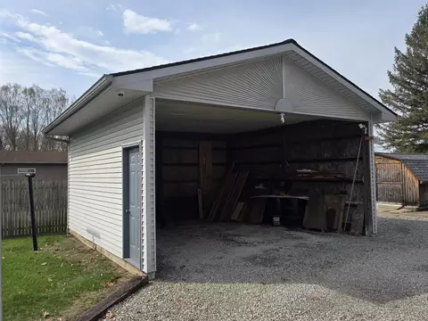 Other - 232 Bender St, Jackson, MI 49202 photo 2 of 9