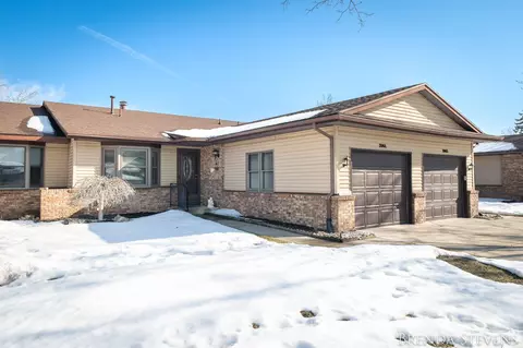 2061 Ter Van Dr NE, Grand Rapids, MI 49505