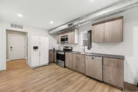 Kitchen - 6850 Wooster Rd, Jackson, MI 49201 photo 2 of 2