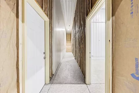 Entry Way - 6850 Wooster Rd, Jackson, MI 49201 photo 1 of 2