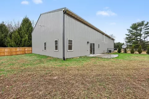 6850 Wooster Rd, Jackson, MI 49201