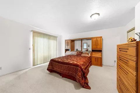 Bedroom - 19976 M-60, Three Rivers, MI 49093 photo 2 of 11