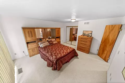 Bedroom - 19976 M-60, Three Rivers, MI 49093 photo 3 of 11